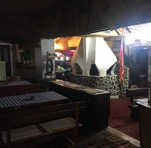 پانسیون Planinarski Dom Kula Avdović