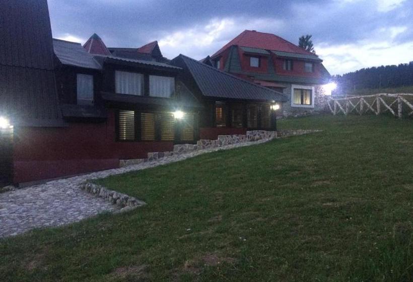 پانسیون Planinarski Dom Kula Avdović