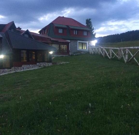 پانسیون Planinarski Dom Kula Avdović