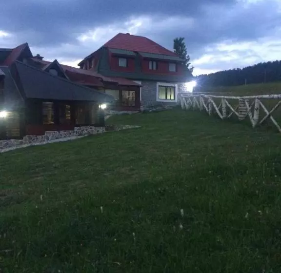پانسیون Planinarski Dom Kula Avdović