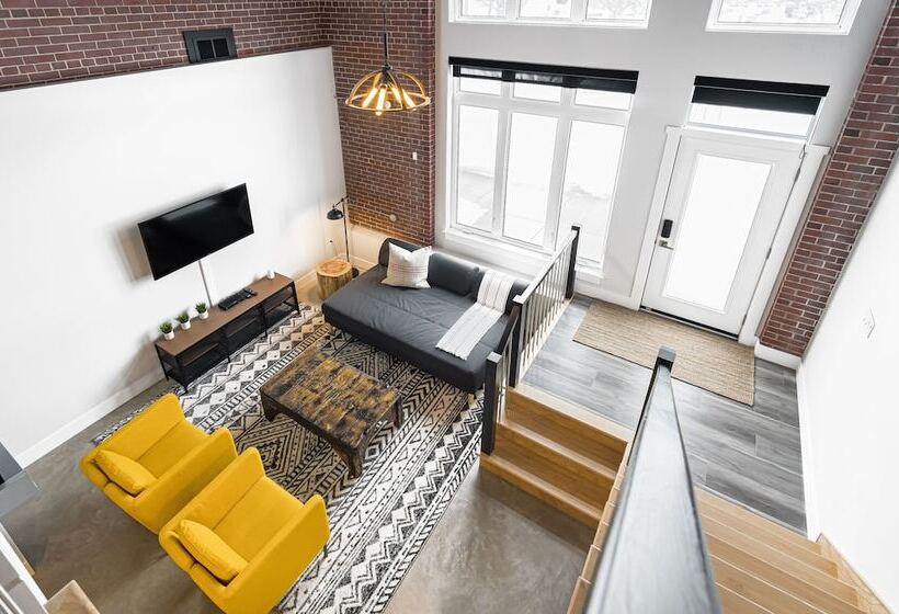 Station 1 By Terra Hospitality