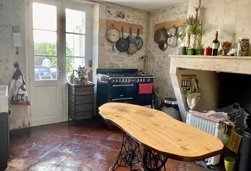 Aamiaismajoitus (B&B) Domaine L Amourette