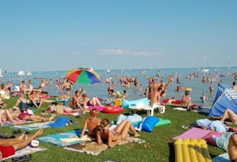 צימר Napocska Panzió