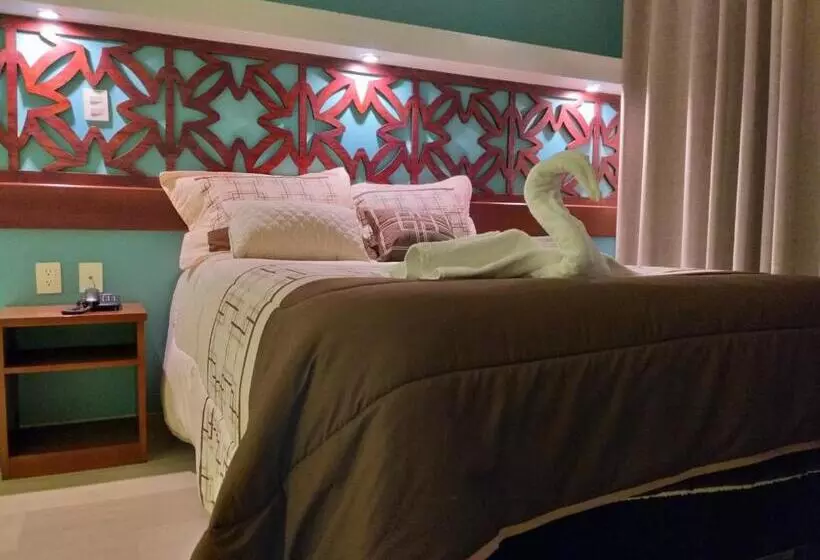 ホテル 9 Estrellas Casa