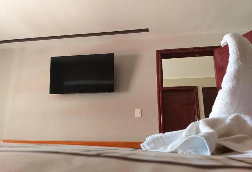 Otel 9 Estrellas Casa