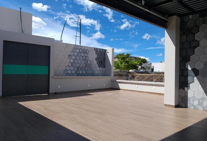 Otel 9 Estrellas Casa