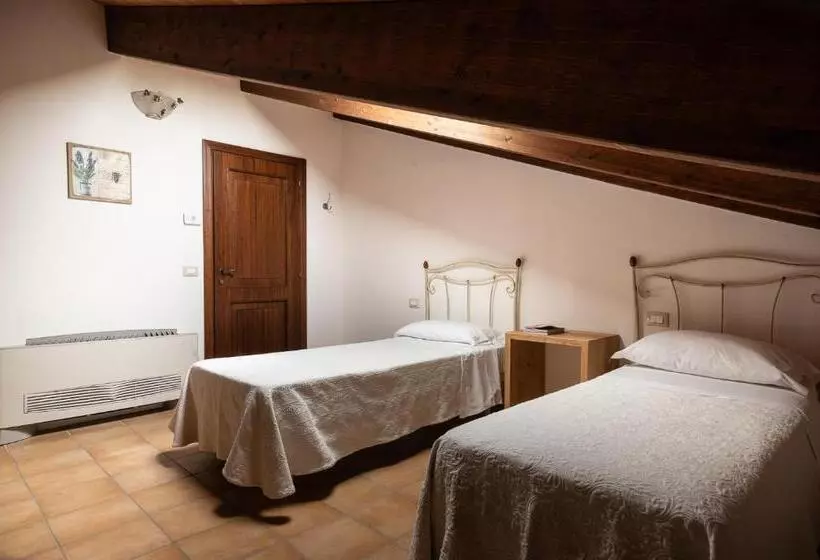 ホテル Agriturismo Emidio Pepe