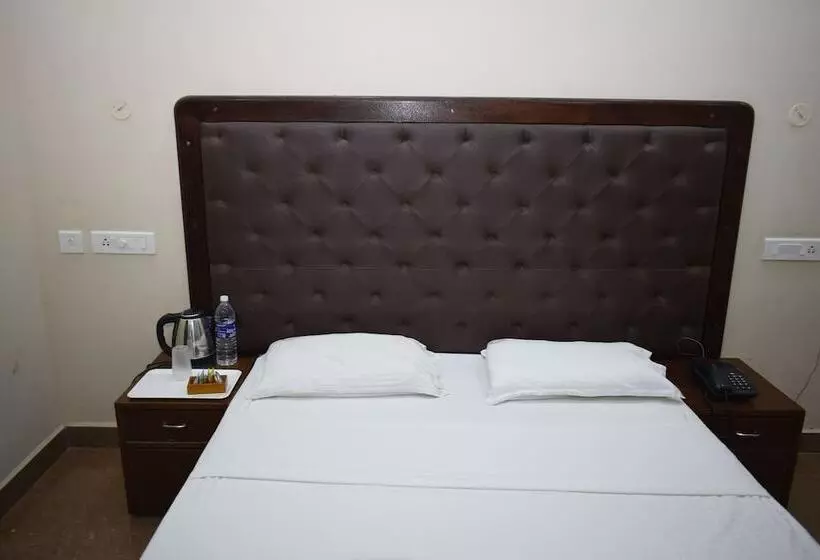 ホテル Karaikal Ashok Beach Resort