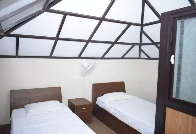 ホテル Karaikal Ashok Beach Resort