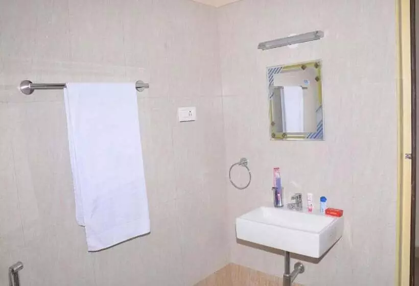 ホテル Karaikal Ashok Beach Resort