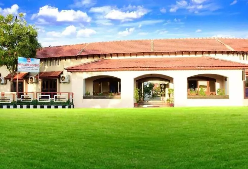 ホテル Karaikal Ashok Beach Resort