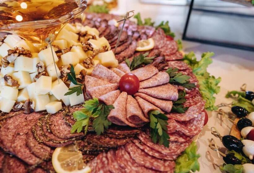 Amaris Hotel   All Inclusive   Free Parking