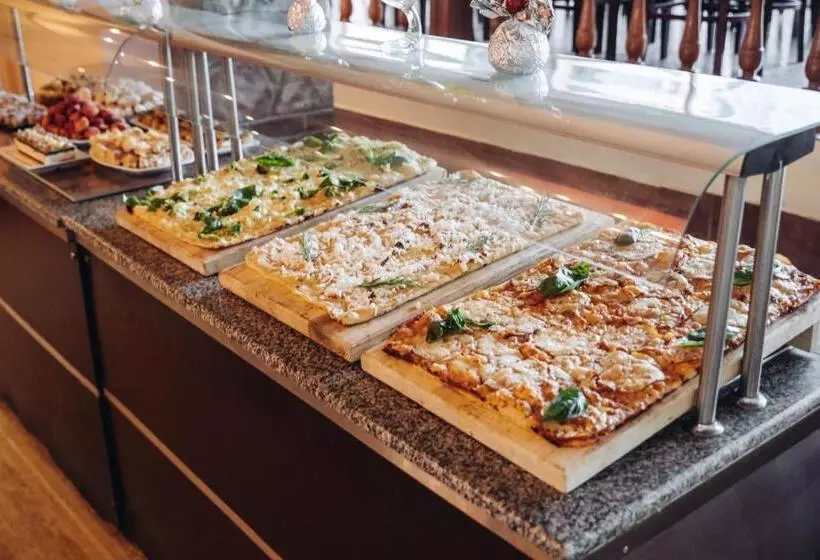 Amaris Hotel   All Inclusive   Free Parking