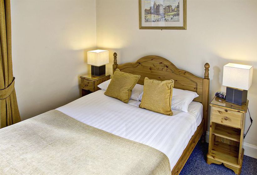 Fountain Court Morrison Apartments