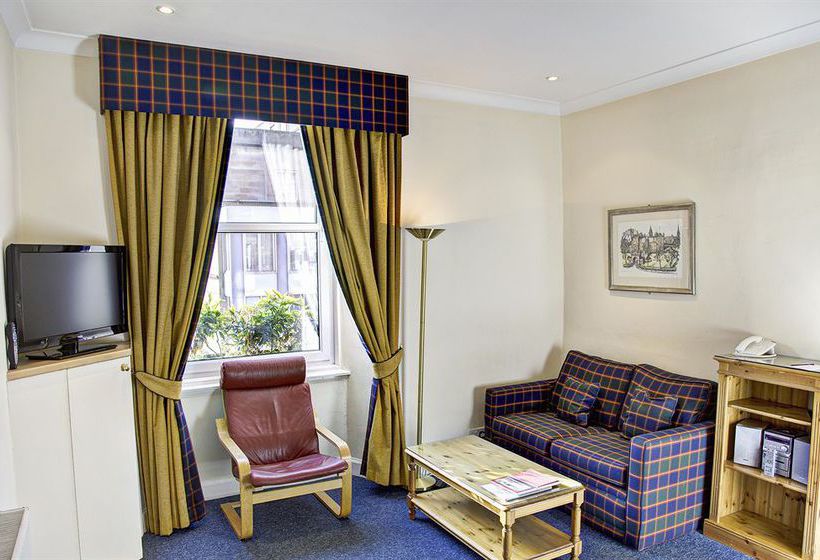 Fountain Court Morrison Apartments