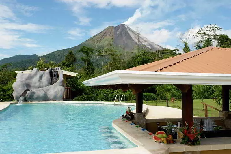 Отель Arenal Manoa Resort & Hot Springs
