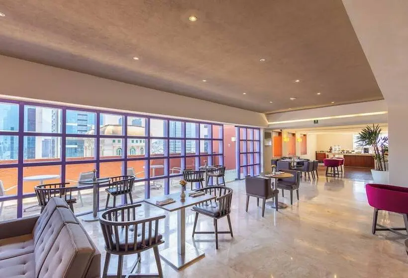 Hotel Barceló Monterrey Valle