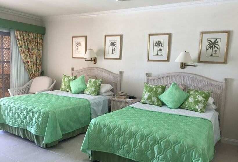 هتل Coral Sands Beach Resort