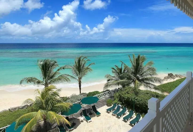 هتل Coral Sands Beach Resort