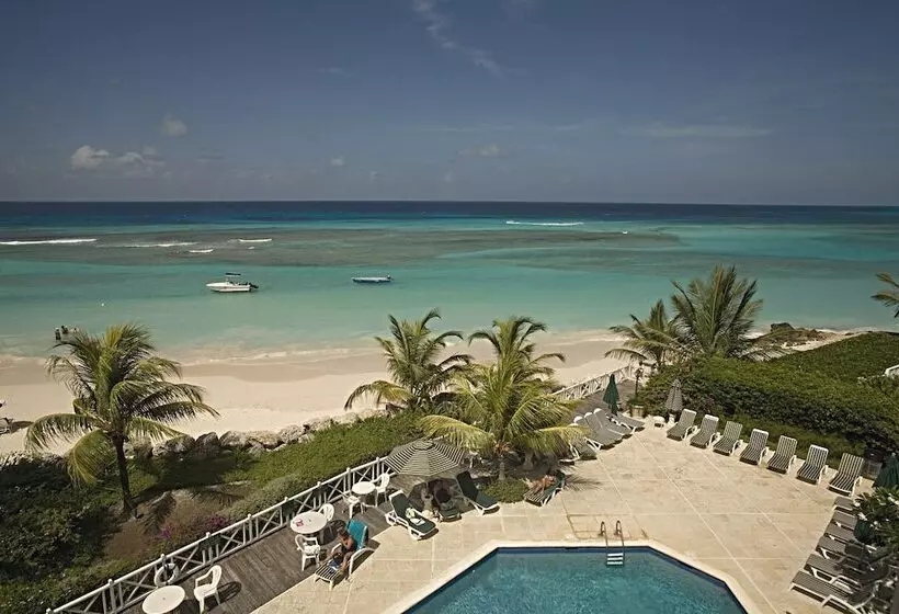 هتل Coral Sands Beach Resort