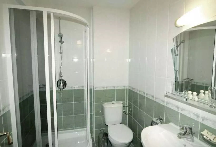 בית מלון כפרי Dionis