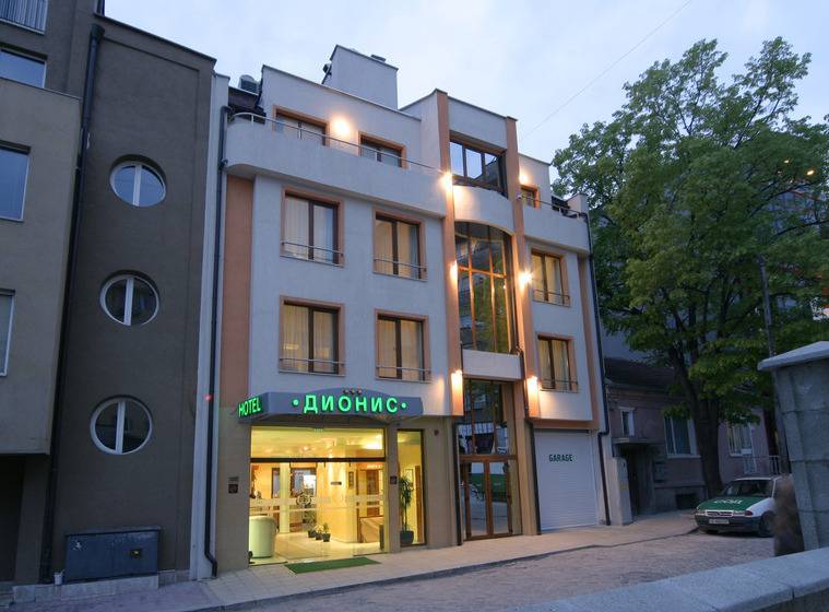 هتل Dionis