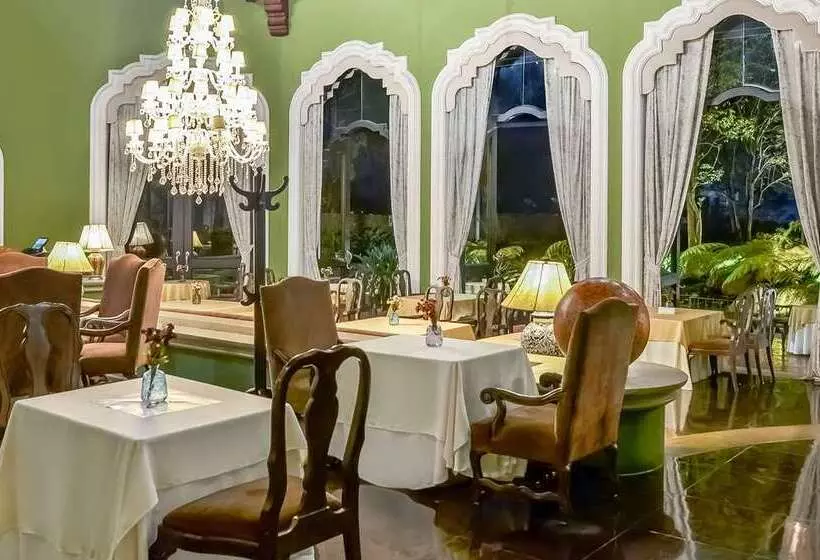 هتل Hilton Guatemala City