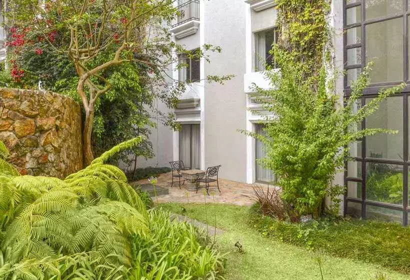 هتل Hilton Guatemala City