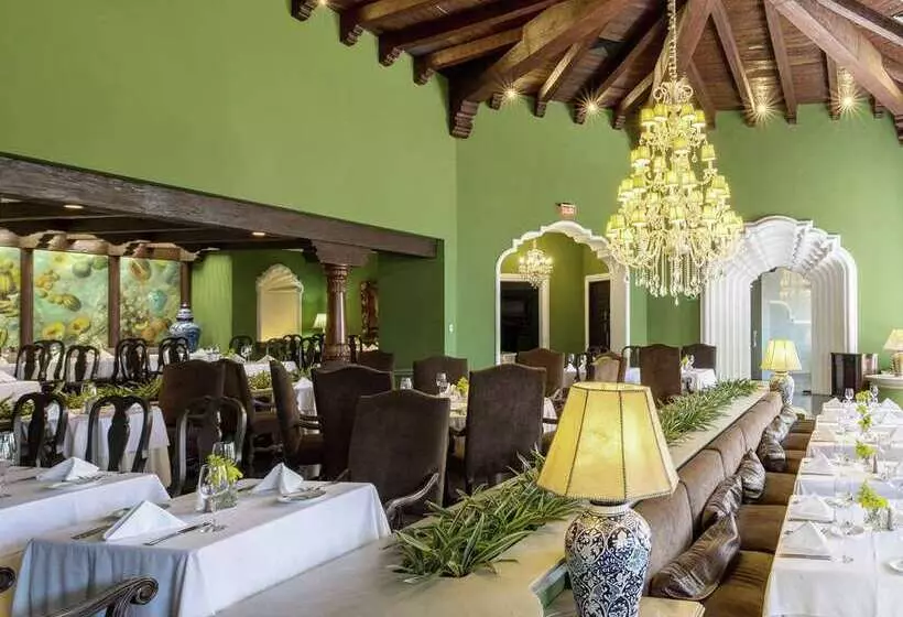 هتل Hilton Guatemala City