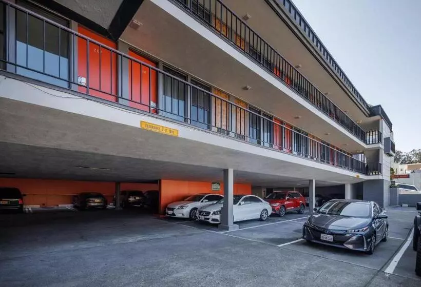 La Luna Inn, Ascend Hotel Collection