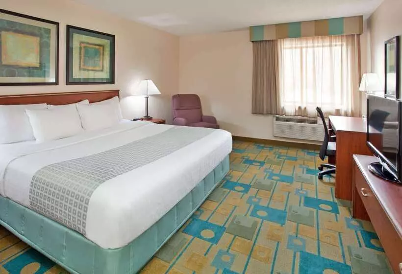 هتل La Quinta By Wyndham Des Moines West Clive