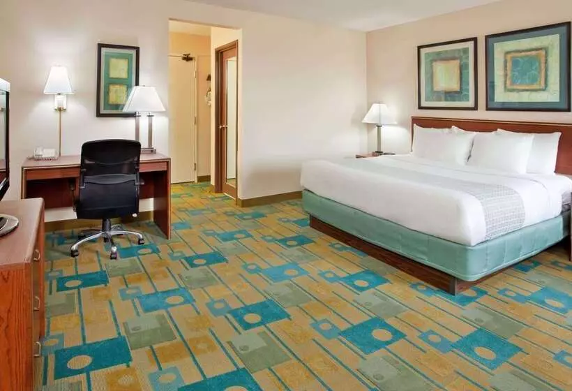 هتل La Quinta By Wyndham Des Moines West Clive