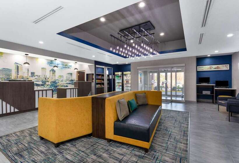 酒店 La Quinta By Wyndham Tampa Central