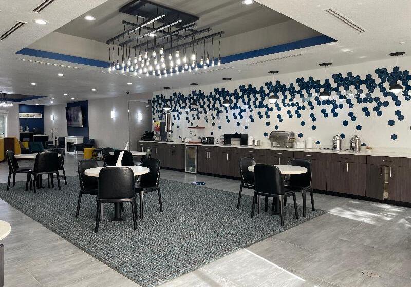 酒店 La Quinta By Wyndham Tampa Central