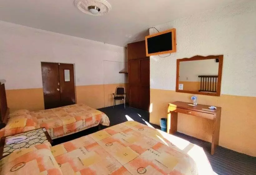 هتل Posada Tolosa