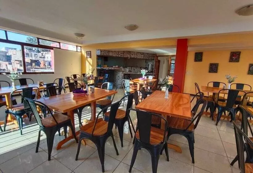 هتل Posada Tolosa