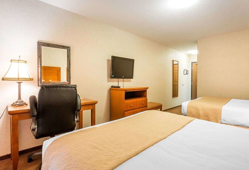 هتل Quality Inn & Suites