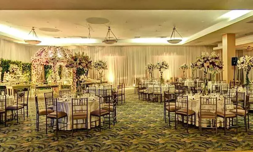 Отель Sheraton Guayaquil