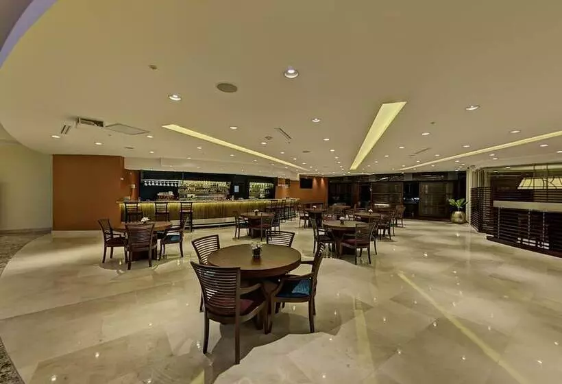 Отель Sheraton Guayaquil
