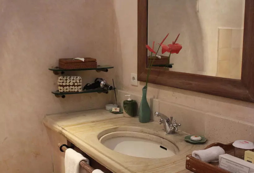 Sienna Villas  Chse Certified