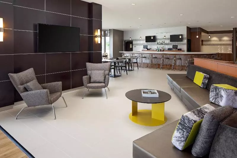 هتل Springhill Suites By Marriott Green Bay