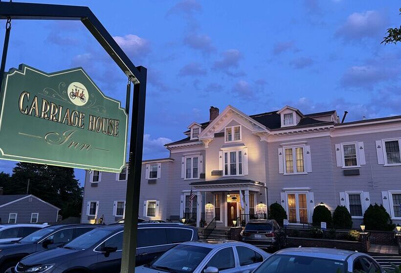 فندق The Carriage House Inn Newport