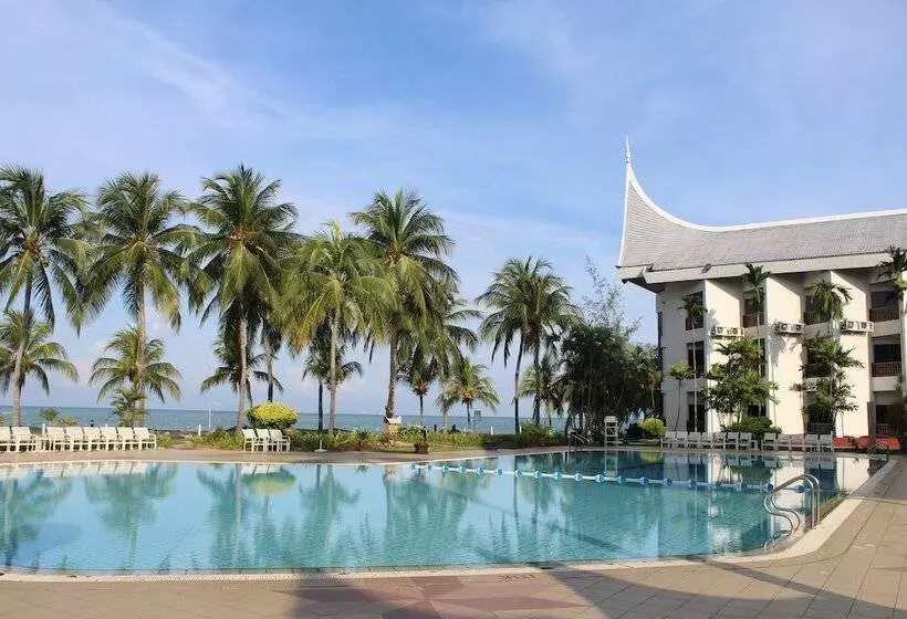 هتل The Grand Beach Resort Port Dickson