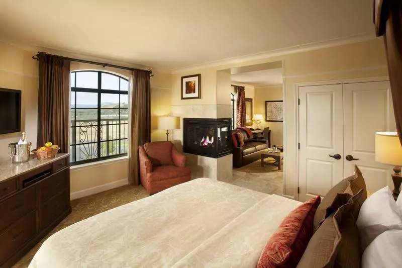 هتل The Meritage Resort And Spa