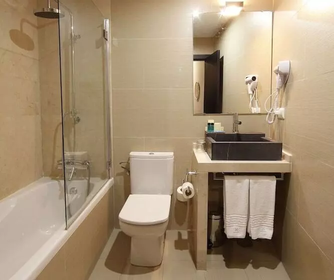 Hotel Yit El Postigo