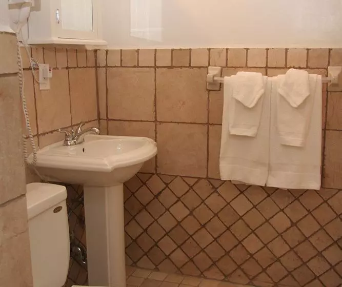 Imperial Court Hotel