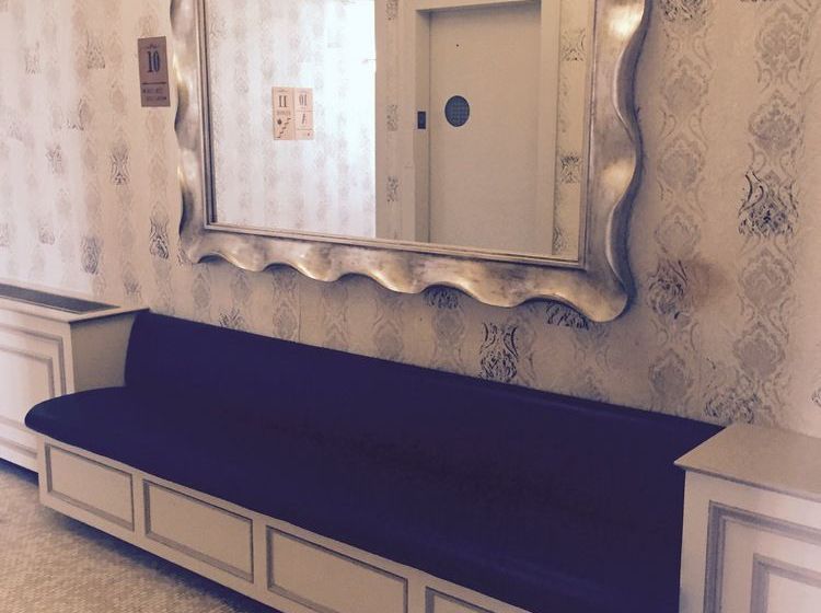 Imperial Court Hotel