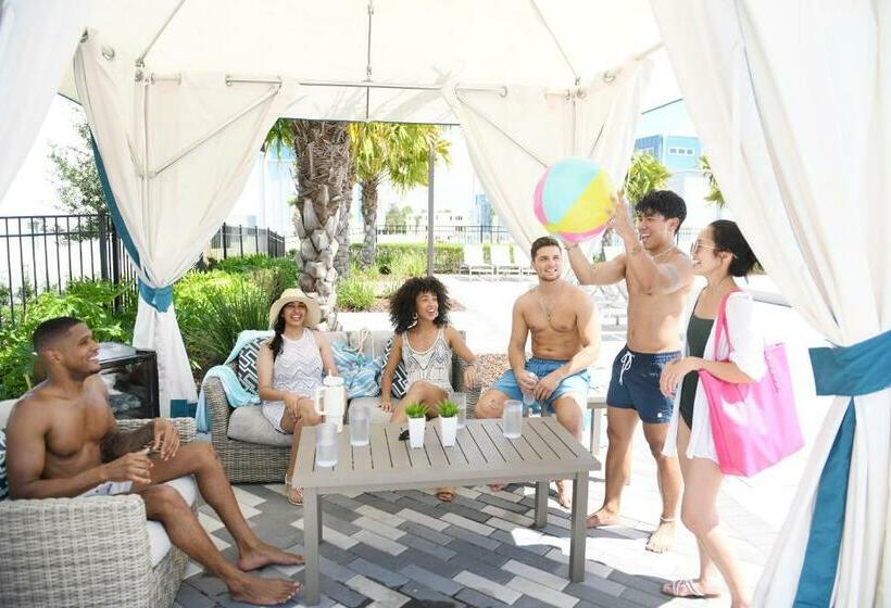 Beautiful Condo Near Disney W Hotel Amenities   7740 1 102