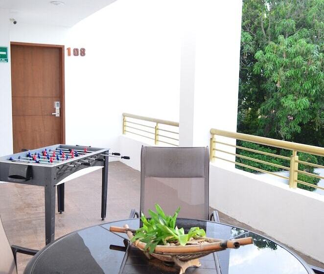 هتل Real Mercedes