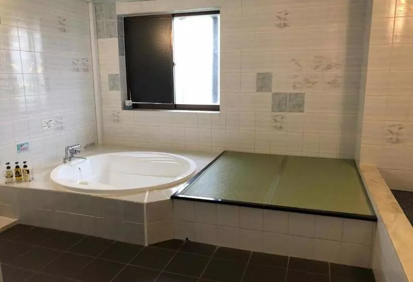 Hotelli Xenia Takinoyashiro